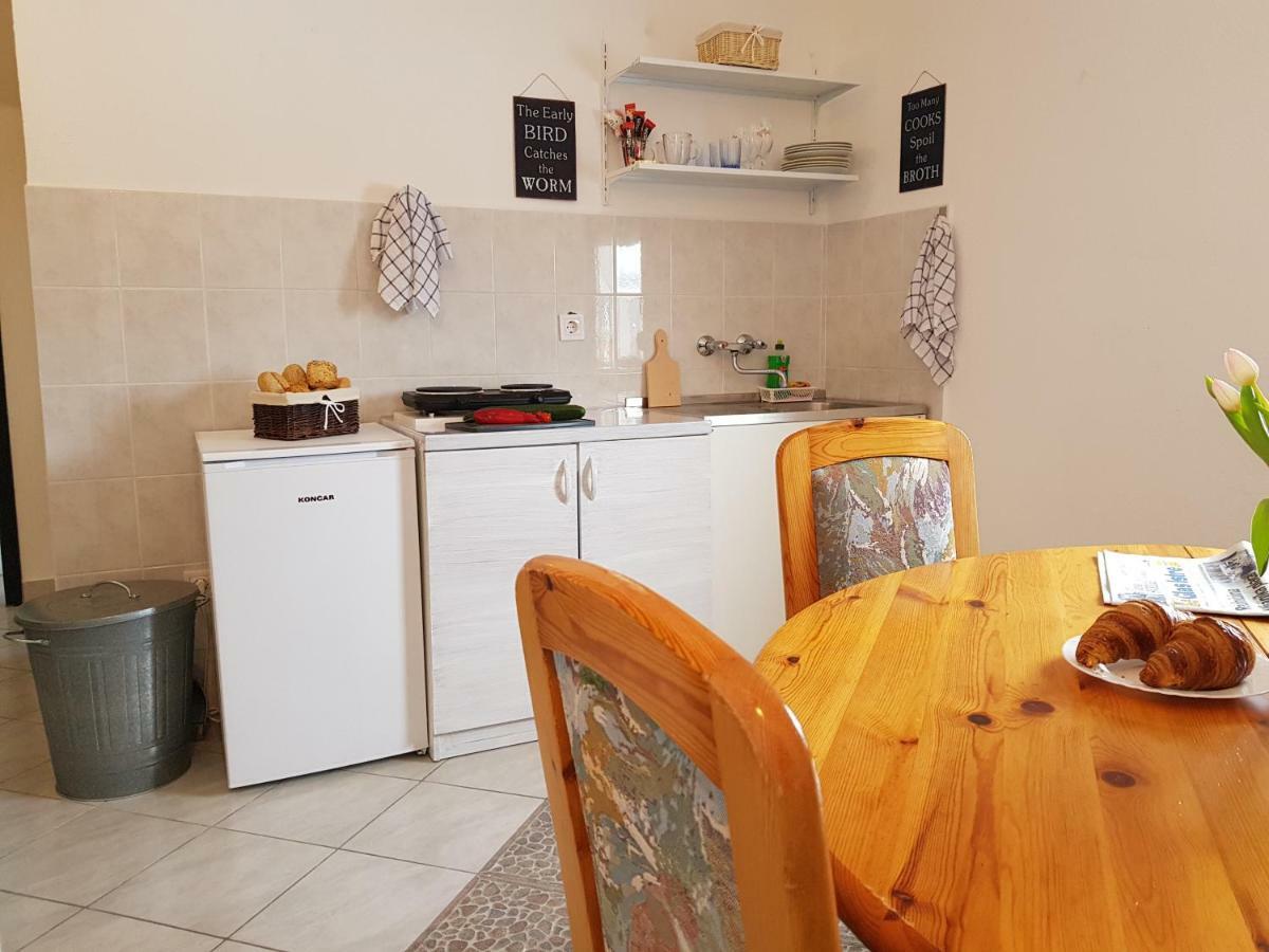 Appartement Casa Nostra à Funtana Extérieur photo